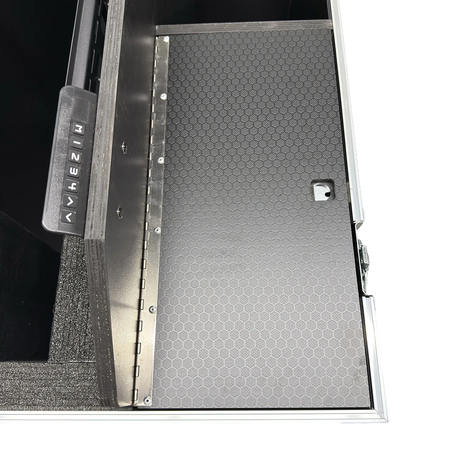 Odyssey Professional Indoor Electric Motorized TV Lift Case with Casters for 65" Flat Screen TVs - Image 10